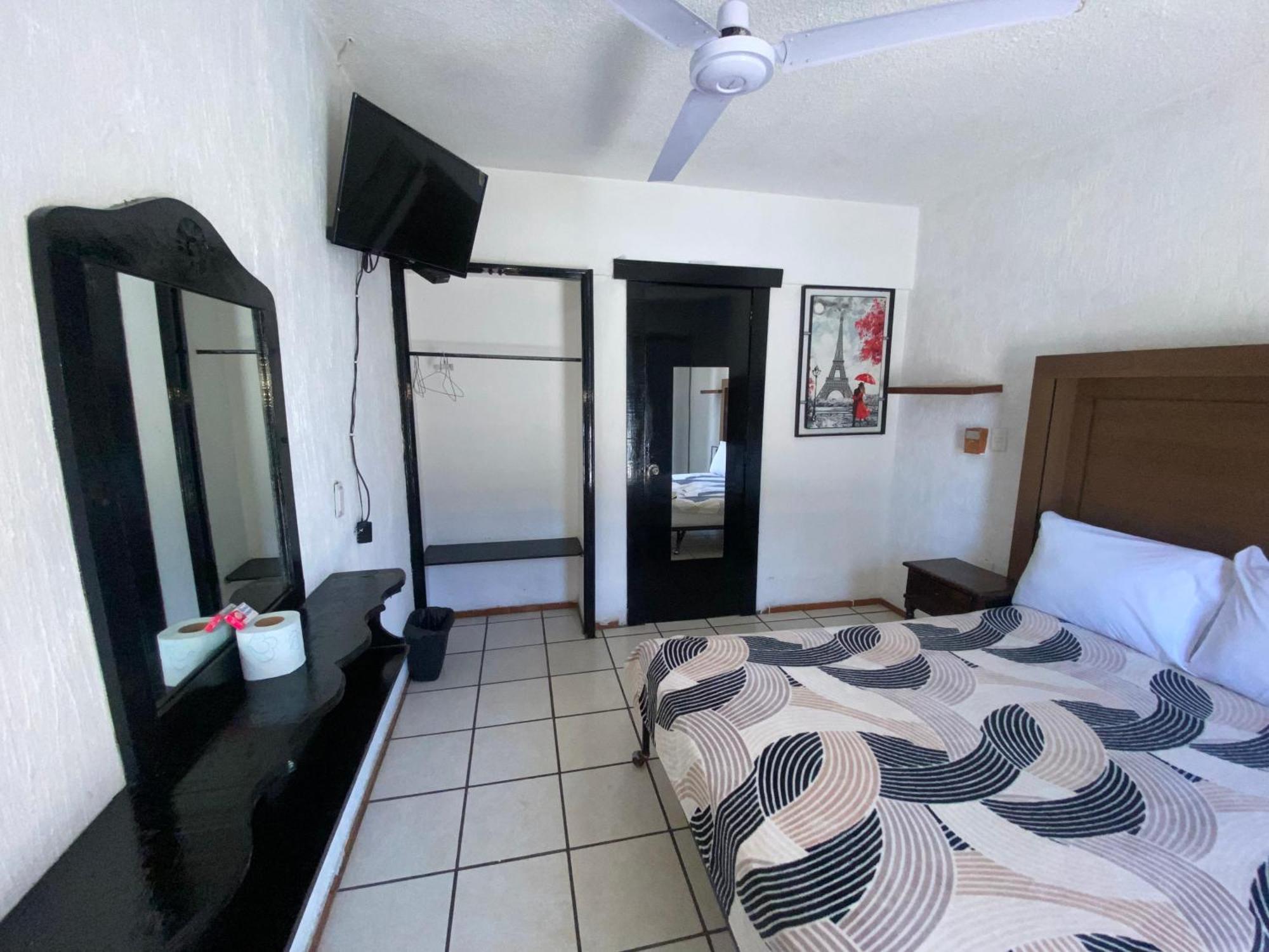 Hotel Puerto Vallarta Zapopan Luaran gambar
